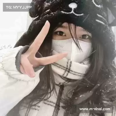 薄霜凤